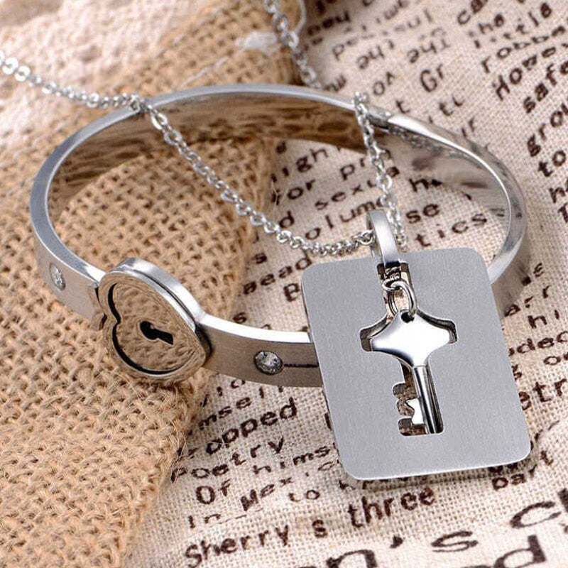 MeyLove™ - Locked Love Bracelet & Necklace | The Ultimate Symbol of Your Bond ❤️