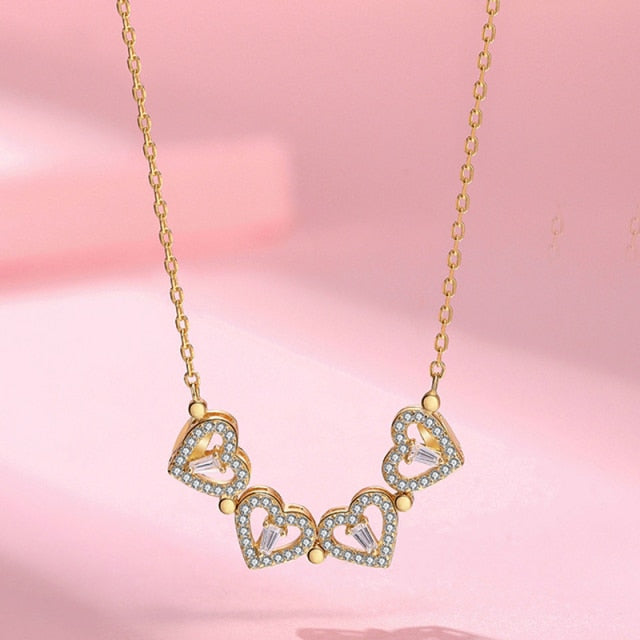 MeyHearts™ Magnetic Hearts Clover Necklace |  A Symbol of Love, Luck, and Elegance🍀💖